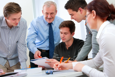 Apprentissage : 718 000 nouveaux contrats en 2021