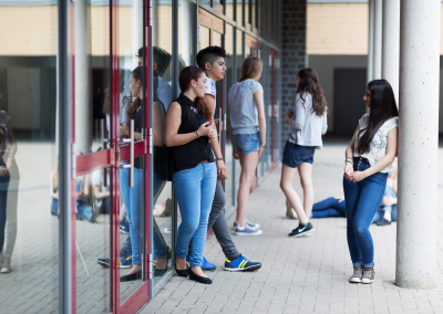 Comment renforcer l’enseignement professionnel en limitant le décrochage ?